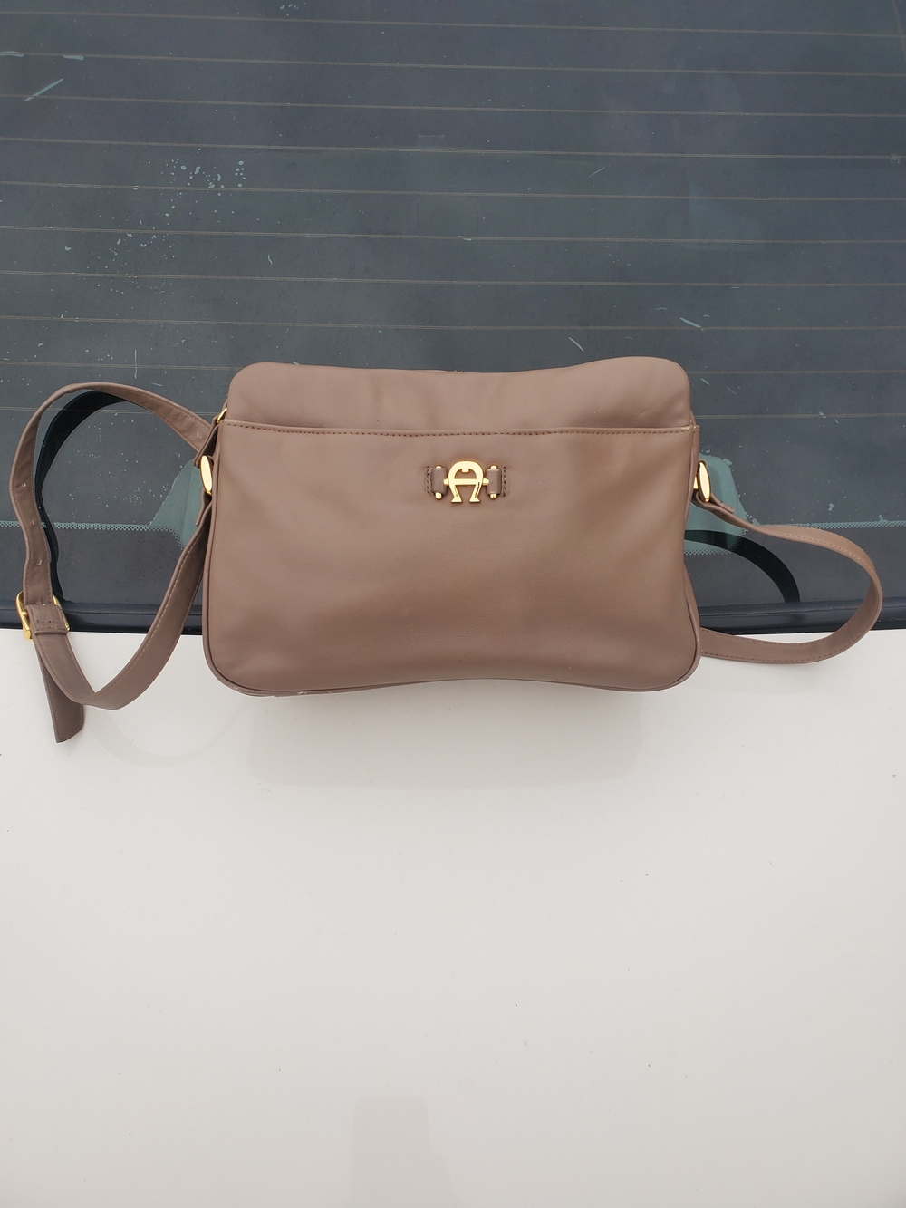 VTG Etienne Aigner Taupe Leather Crossbody Bag with Gold Hardware